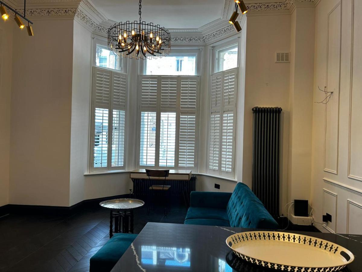 Earl'S Court Luxe Apartment London Bagian luar foto