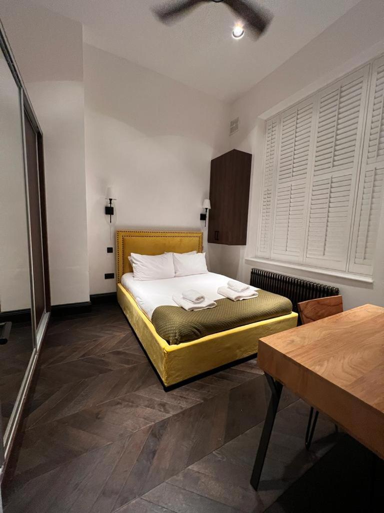 Earl'S Court Luxe Apartment London Bagian luar foto