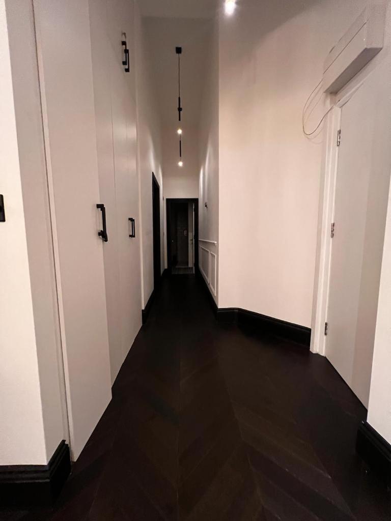 Earl'S Court Luxe Apartment London Bagian luar foto