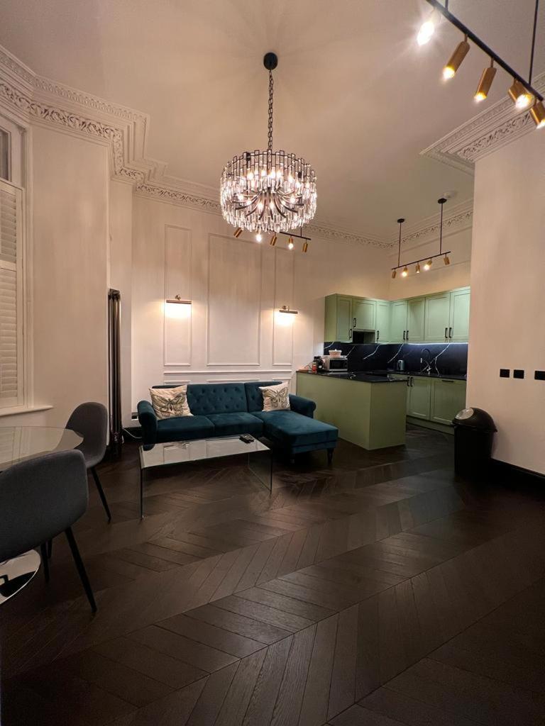 Earl'S Court Luxe Apartment London Bagian luar foto